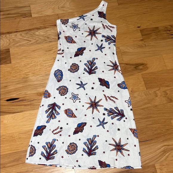 C&C California Linen One Shoulder Dress Sea Shells - Picture 3 of 11